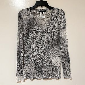 Long sleeve black splatter V-neck top